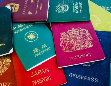 Miniatura: Najbardziej pożądany paszport świata. Dwa...