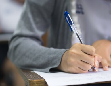 Miniatura: Wymagający QUIZ z ortografii. Mało kto...
