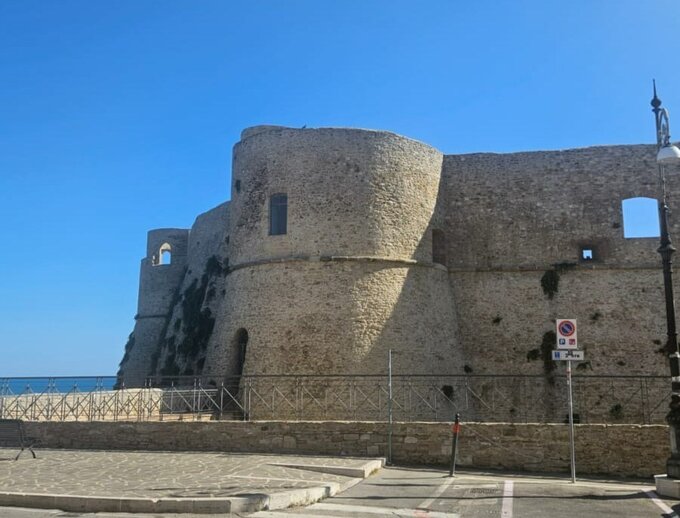 Zamek Aragoński, Ortona, Abruzja