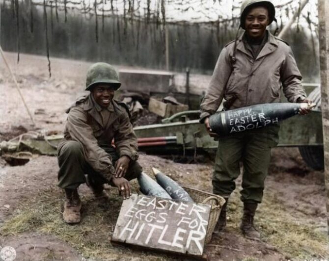 Amerykańscy żołnierze z II wojny światowej w Wielkanoc (fot. epicdash.com)