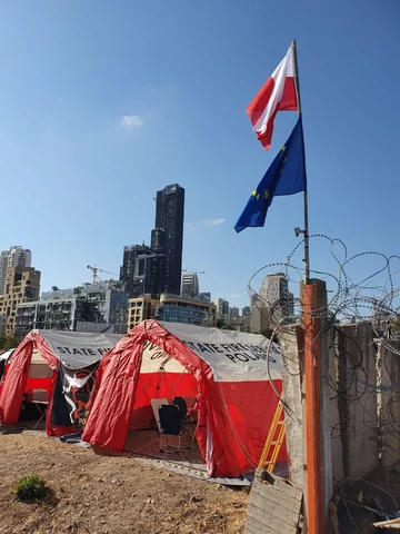 Polscy strażacy w Bejrucie 
