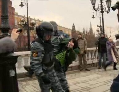 Miniatura: "Wojnie NIE!". Protest w Moskwie...