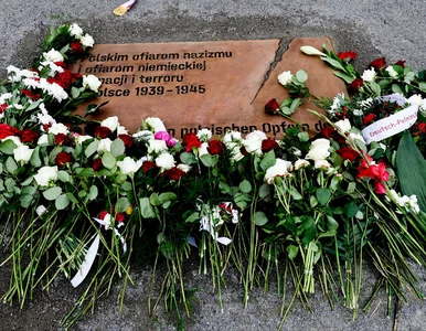 Miniatura: W Berlinie odsłonięto „kamień pamięci”....