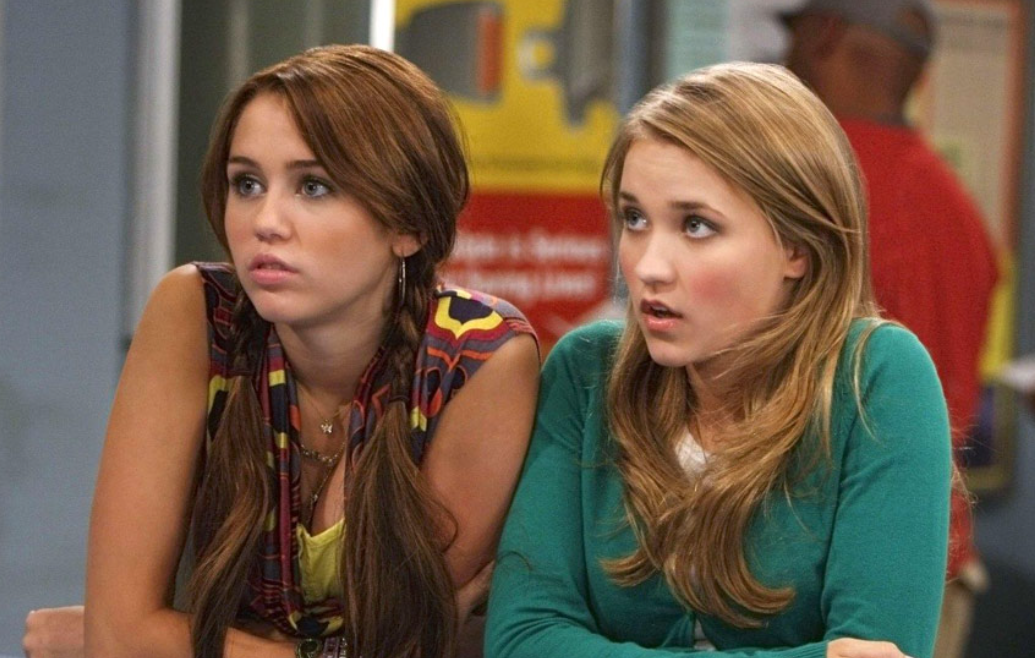 Miley Cyrus Emily Osment 