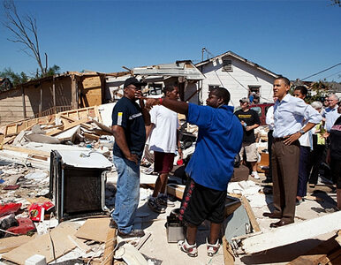 Miniatura: Rośnie liczba ofiar tornad. Obama...