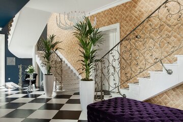 Hotel Quadrille