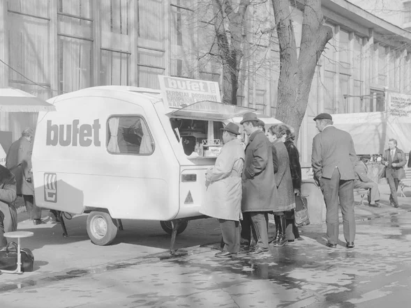 Miniatura: Wspominkowy QUIZ o PRL-u. Znasz odpowiedź...