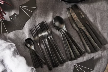 Dekoracje i naczynia na Halloween, Westwing 