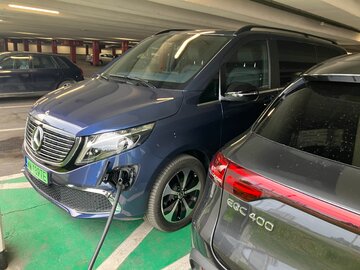 Mercedes EQV 300