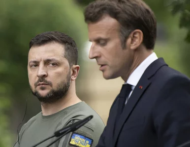 Miniatura: Macron wykonał gest, a Zełenski… To...