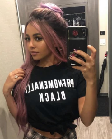 Vanessa Morgan 