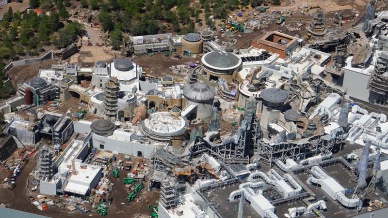 Zdjęcie parku rozrywki Star Wars: Galaxy Edge 