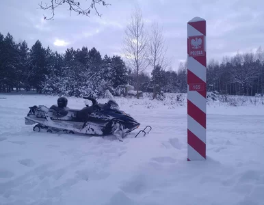 Miniatura: Najnowsze doniesienia z granicy. Blisko...