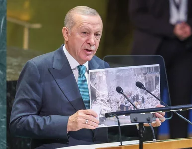 Miniatura: Erdogan i Macron musieli uzbroić się w...