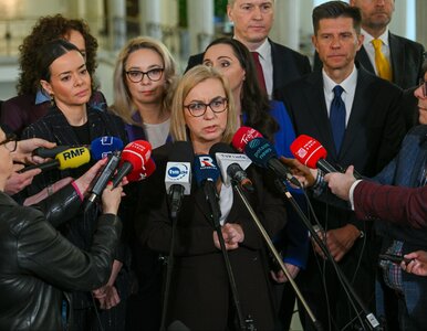 Miniatura: Rozpad Polski 2050. Grupa polityków...