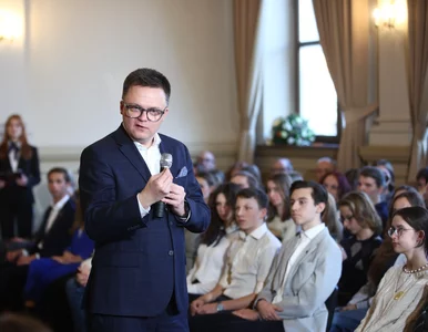 Miniatura: Hołownia o „fejmie i hypie” wokół Sejmu....