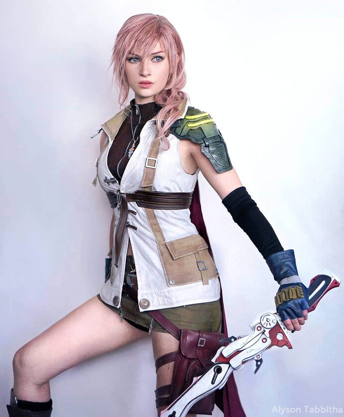 Alyson Tabbitha jako Lightning z serii Final Fantasy 