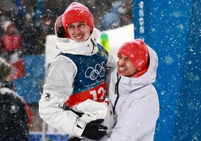 Miniatura: Stoch pożegnał się z&nbsp;podniesionym...