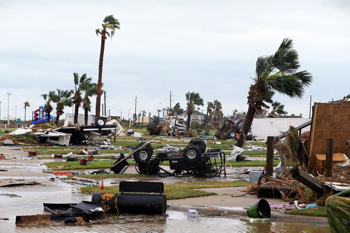 Zniszczenia po przejściu huraganu Harvey w USA 