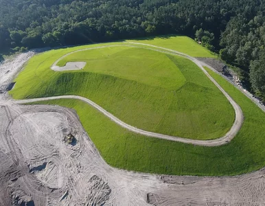 Miniatura: Efekt uboczny budowy tunelu pod Świną. Nad...