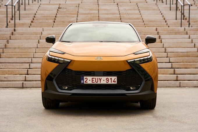 Toyota C-HR PHEV