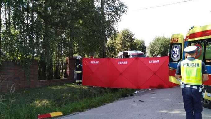 Zderzenie auta osobowego i autobusu w Kielcach