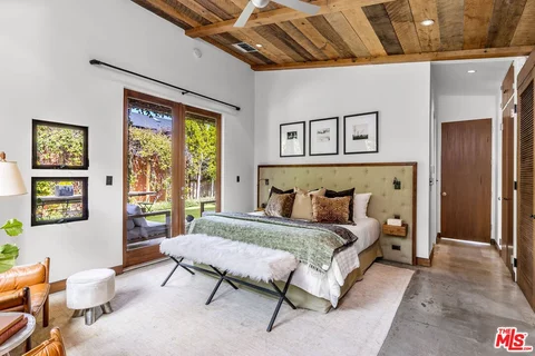 Dom w Venice w Los Angeles, należący do Bradley'a Coopera