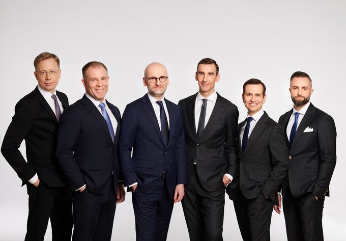 Partnerzy Pinsent Masons w&nbsp;Polsce, od&nbsp;lewej &ndash; Błażej Zag&oacute;rski, Maciej Jodkowski, Bartłomiej Kordeczka, Jakub Marcinkowski, Piotr Staniszewski, Bartosz Nojek