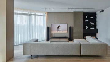 Minimalistyczny apartament z panoramicznym widokiem, projekt Barbora Léblová Linka, Barbora Léblová