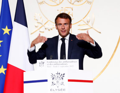 Macron: Musimy przygotować się na długą wojnę. Dialog z Rosją jest...