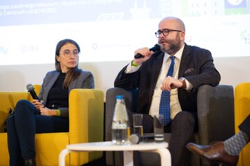 Marta Papierniak, National Sustainability Manager, Kuehne+Nagel oraz&nbsp;Seweryn Szwarocki; Dyrektor ds. strategii i&nbsp;zr&oacute;wnoważonego rozwoju w&nbsp;LW Bogdanka