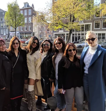 Priyanka Chopra podzieliła się zdjęciami na swoim Instagramie 