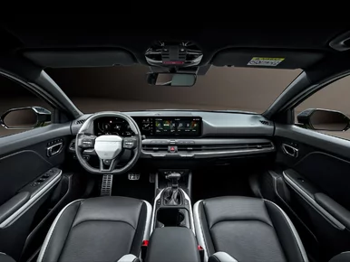 Miniatura: Kia odleciała z ceną. Nowy model za 99...