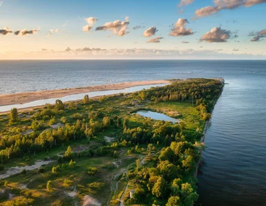 Miniatura: Nowy cypel ukazał się nad Bałtykiem. Tym...