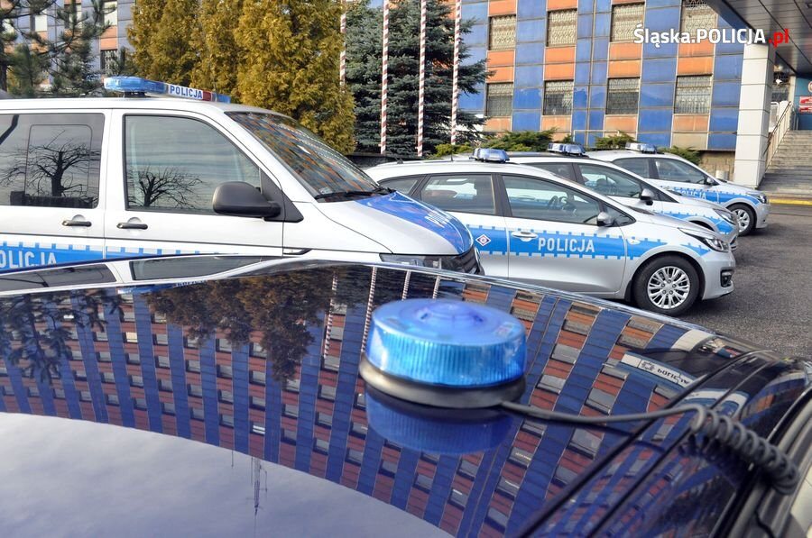 Nowe samochody śląskiej policji 