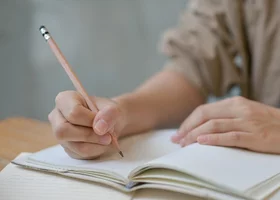 Miniatura: QUIZ z ortografii. Wiesz, czy musisz...