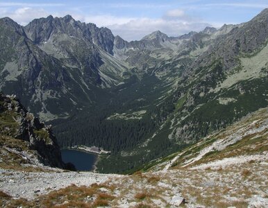 Miniatura: Tatry. Uratowano turystkę. Temperatura jej...