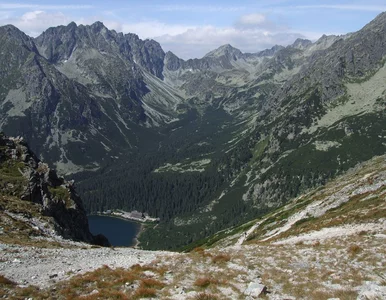 Miniatura: Tatry. Uratowano turystkę. Temperatura jej...