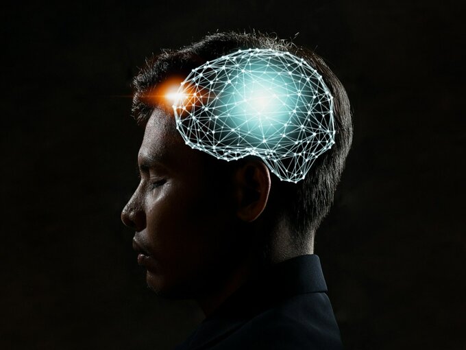 Badanie m&oacute;zgu, zdjęcie ilustracyjne