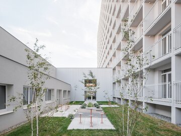 Dawny hotel robotniczy w&nbsp;Koszycach odzyskał modernistyczną godność, projekt  Atrium Architekti
