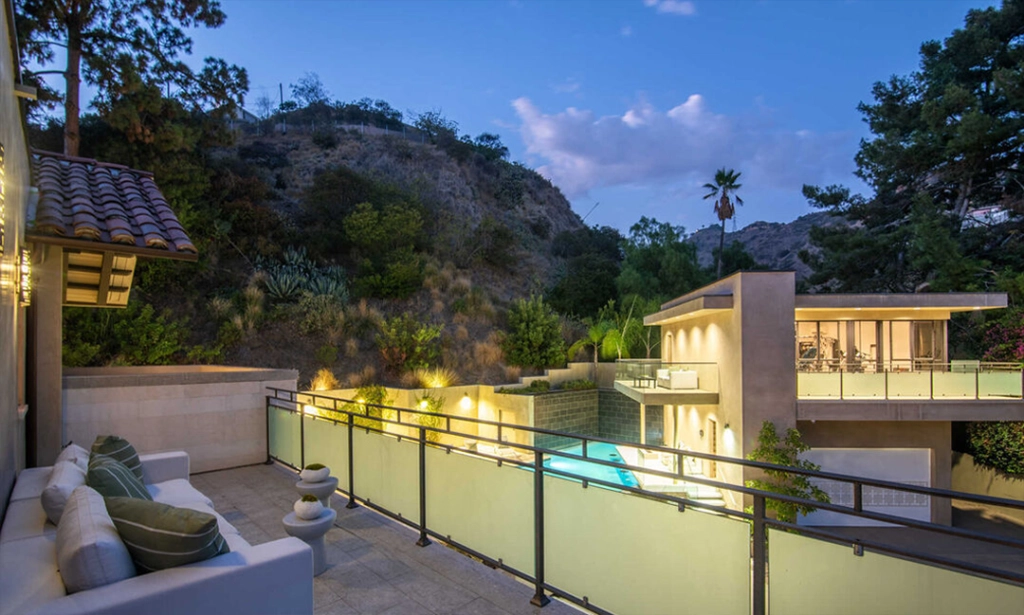 Dom Rihanny w Hollywood Hills w Los Angeles 