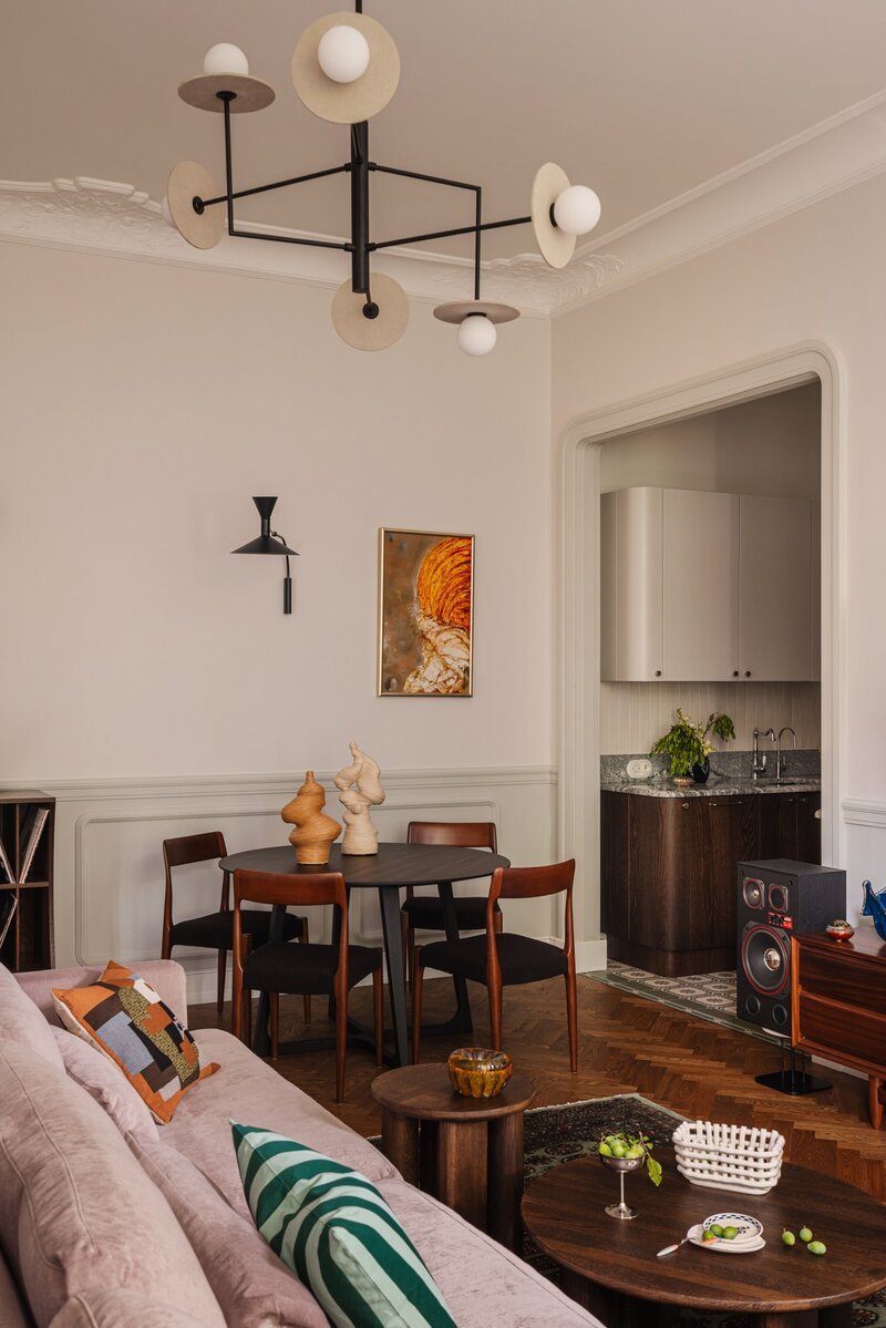 Wysmakowany apartament w&nbsp;poznańskiej kamienicy, projekt Maria Jachalska