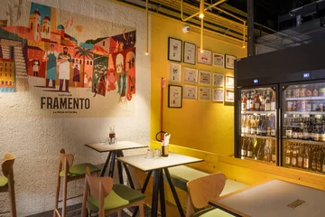 Pizzeria Frammento na Sardynii z oprawami polskiej marki AQForm