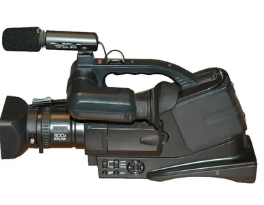 Miniatura: Mówiła, że jest dziennikarką. Oszukała...