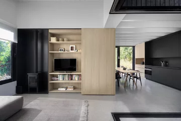 Patio Home, Capsula 