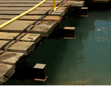 Miniatura: Turyści burdzą Śniardwy