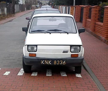 Maluch mały Fiat 126p 