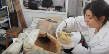 Rzeźba Jezusa okazała się "kapsułą czasu" 