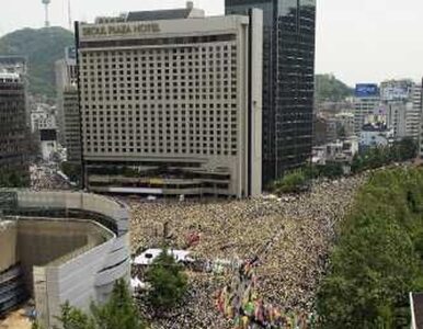 Miniatura: Seul: 15 tys. policjantów chroni pogrzeb...