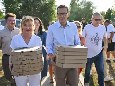 Miniatura: Morawiecki powoła partię. Chce współpracy...